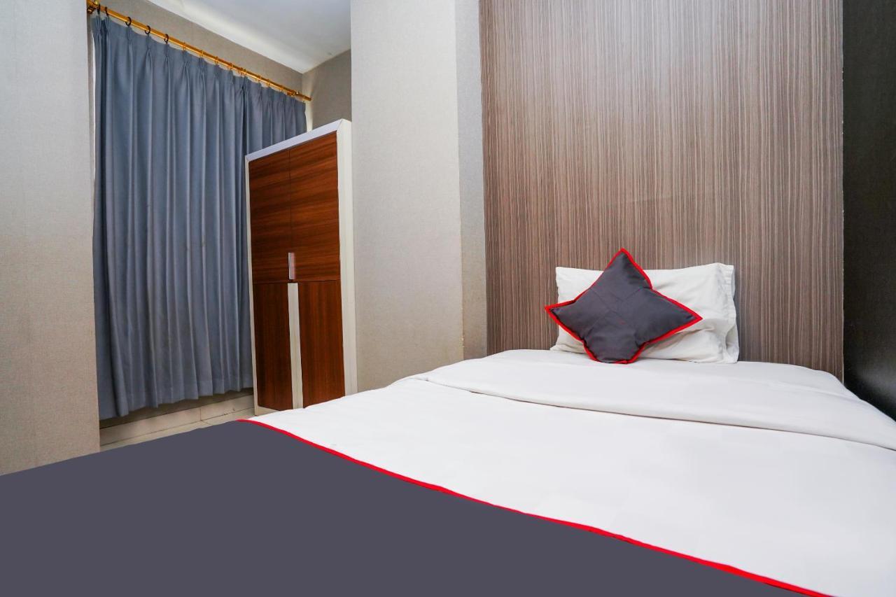 Collection O 29 Twin Tower Hotel Surabaya Kültér fotó